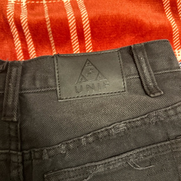 UNIF distressed black high waisted shorts size 27 - Picture 6 of 7